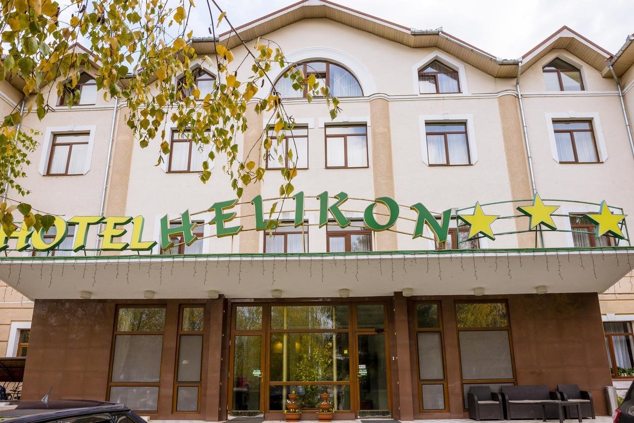 Hotel Helikon Yanoshi Exterior foto